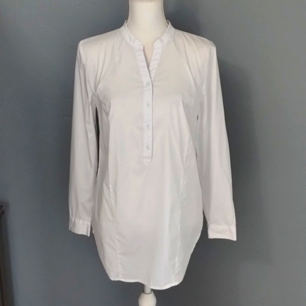 Tribal women's size small white 4-button popover long sleeve